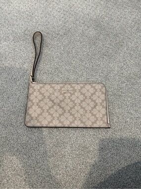 Kate spade wallet Floral Zip Wristlet Clutch